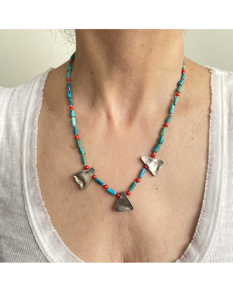 Collar turquesa, coral y plata