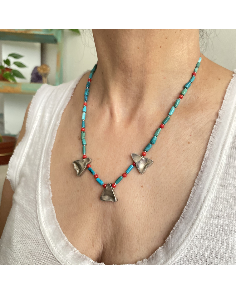 Collar turquesa, coral y plata