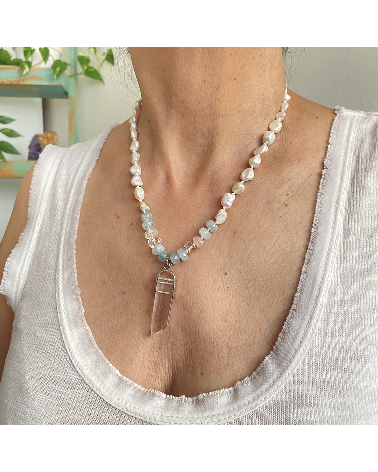 Collar perlas de rio, aguamarina y cuarzo cristal 