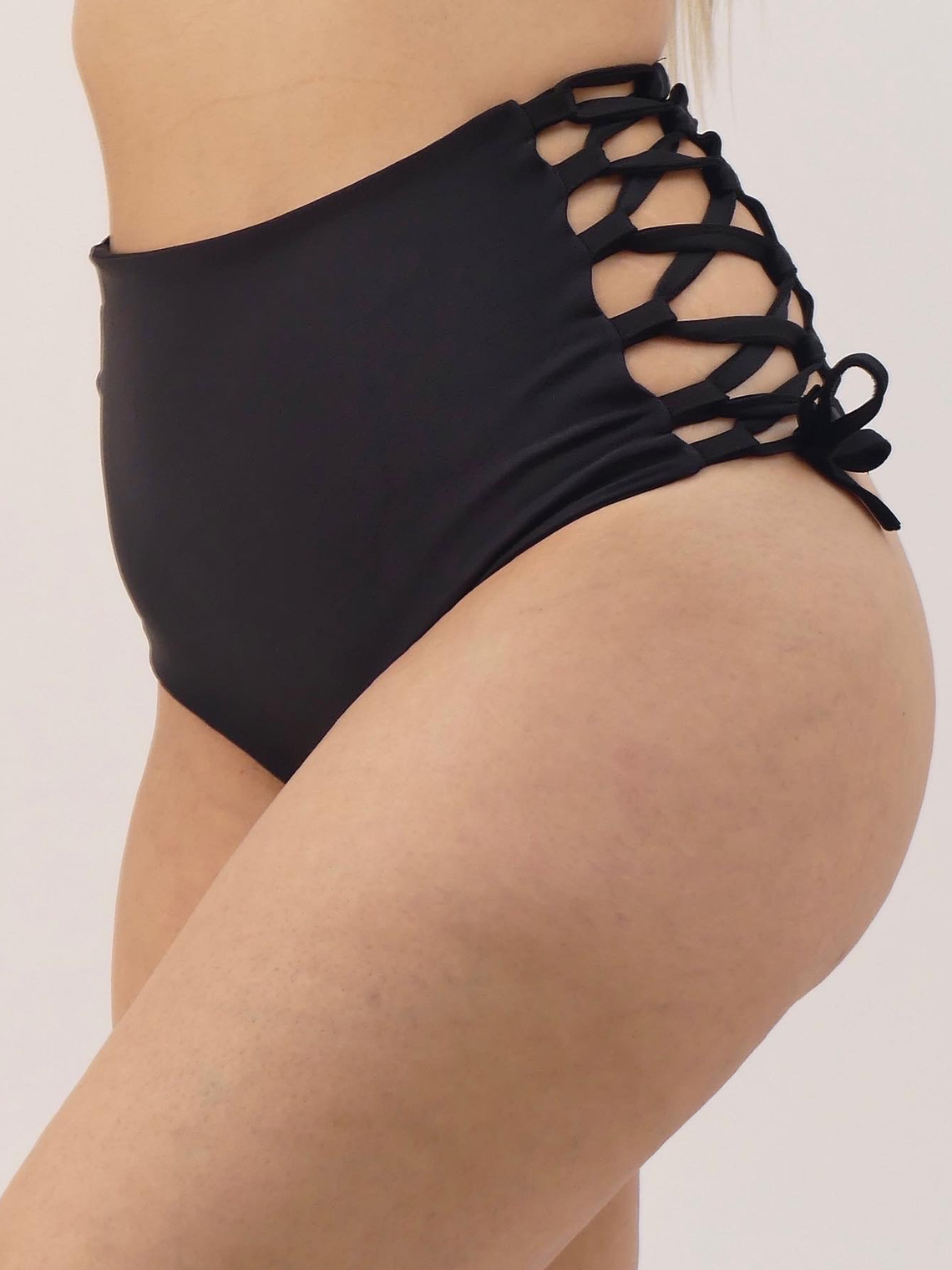 Culote alto con tiras  2