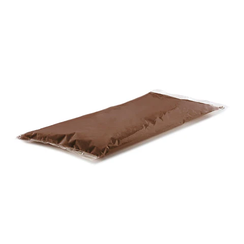Massa para Madalenas de Chocolate em Manga de Pasteleiro