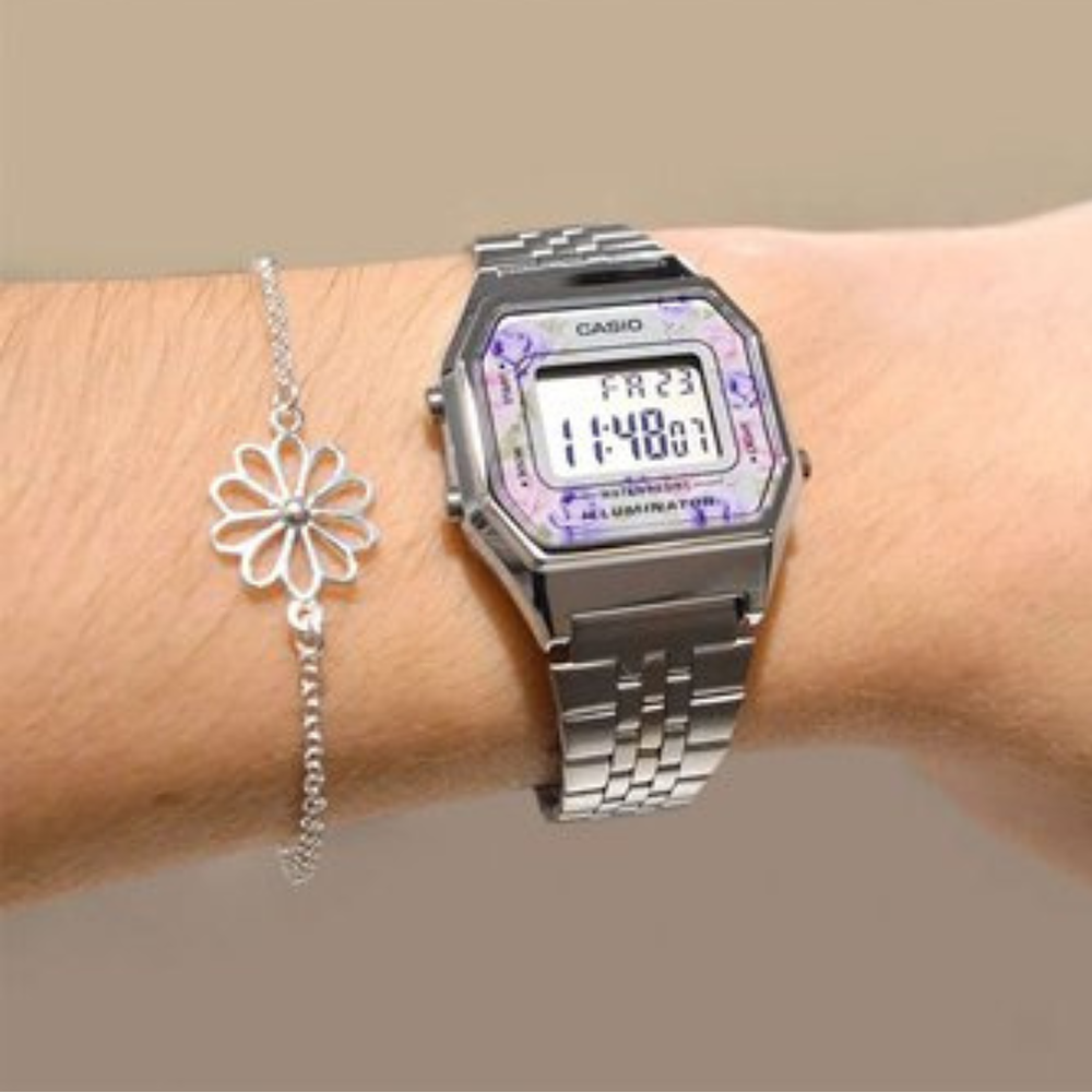 Reloj Casio vintage Modelo LA-680WA-2C