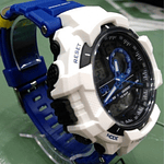 Reloj Q&Q análogo digital Modelo GW86J805Y