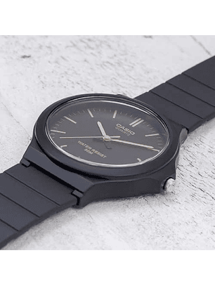Reloj Casio hombre Modelo MW-240-1E2V