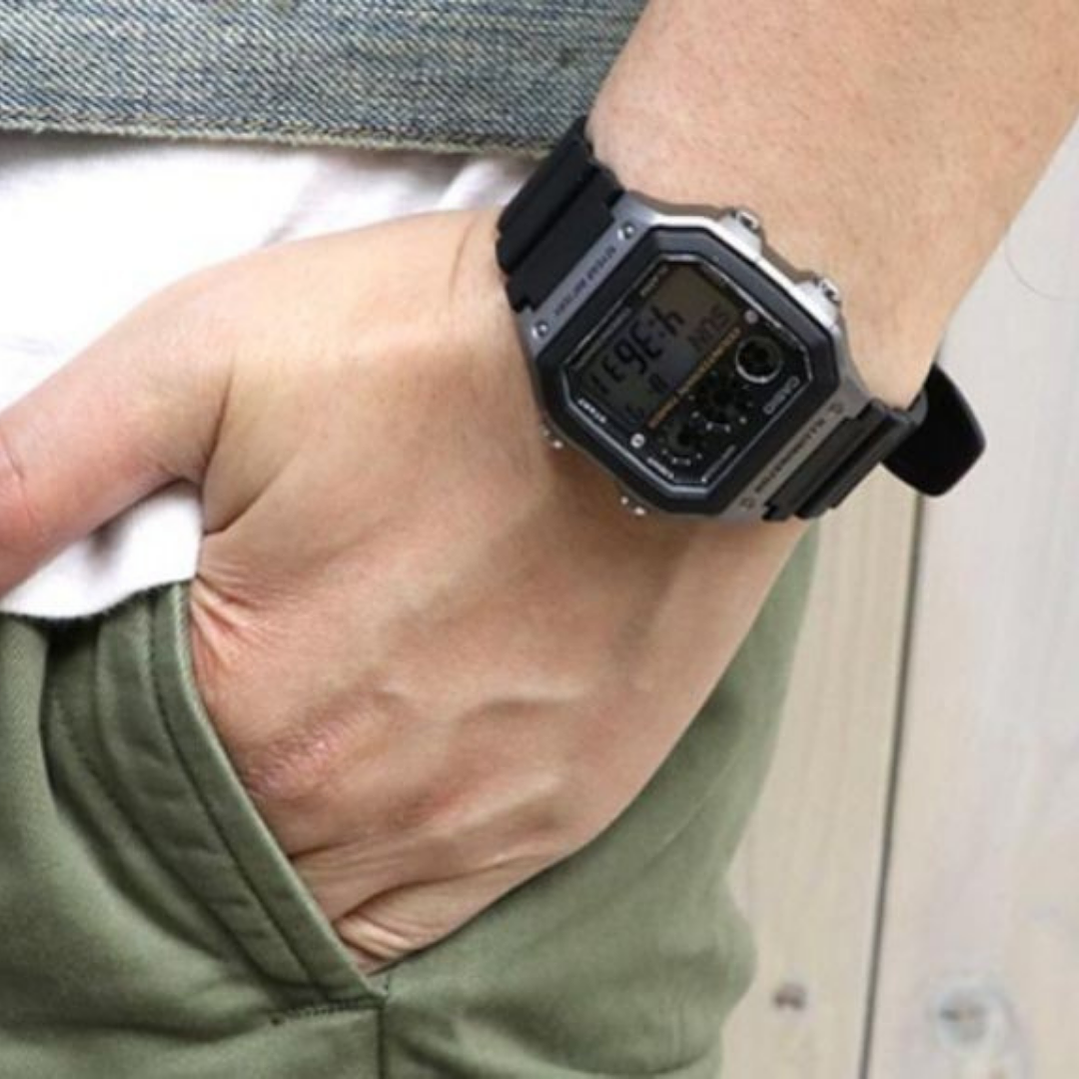 Reloj Casio hombre Modelo AE-1300WH-8AV 3