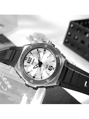 Reloj Casio hombre Modelo MWA-100H-7AV
