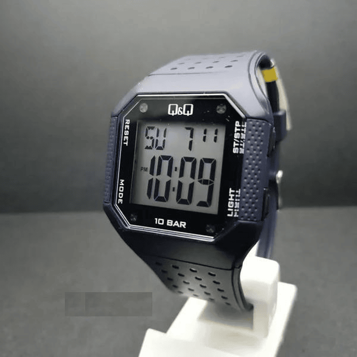 Reloj Q&Q Modelo M158J007Y 3