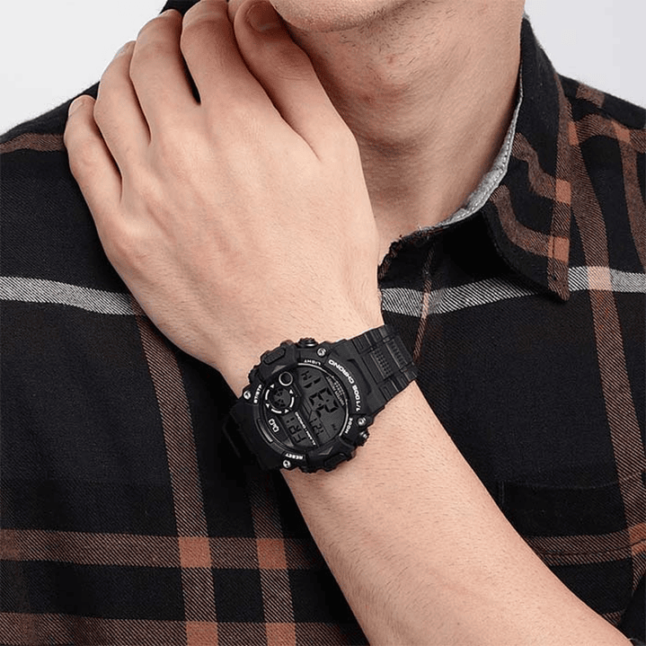 Reloj Q&Q hombre Modelo M146J001Y 4