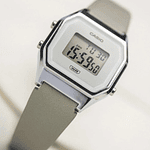 Reloj Casio vintage Modelo LA-680WEL-8