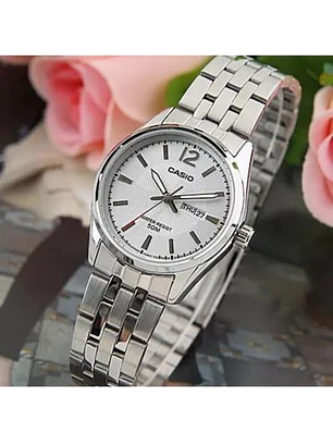 Reloj Casio mujer Modelo LTP-1335D-7AV