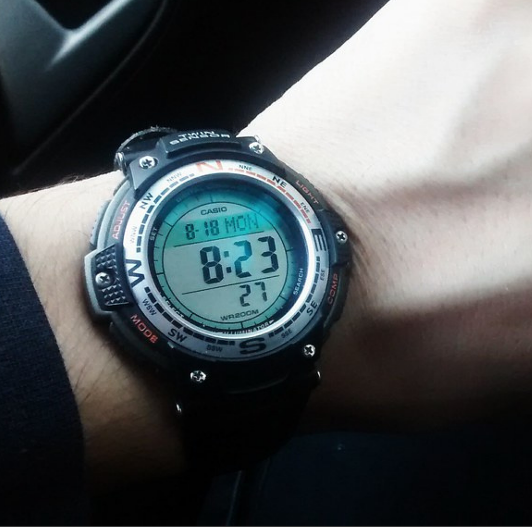 Reloj Casio hombre Modelo SGW-100B-3V 3