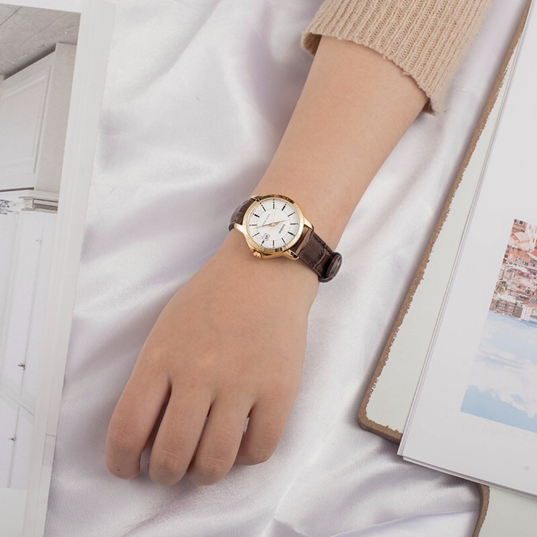 Reloj Casio mujer Modelo LTP-V004GL-7A 4