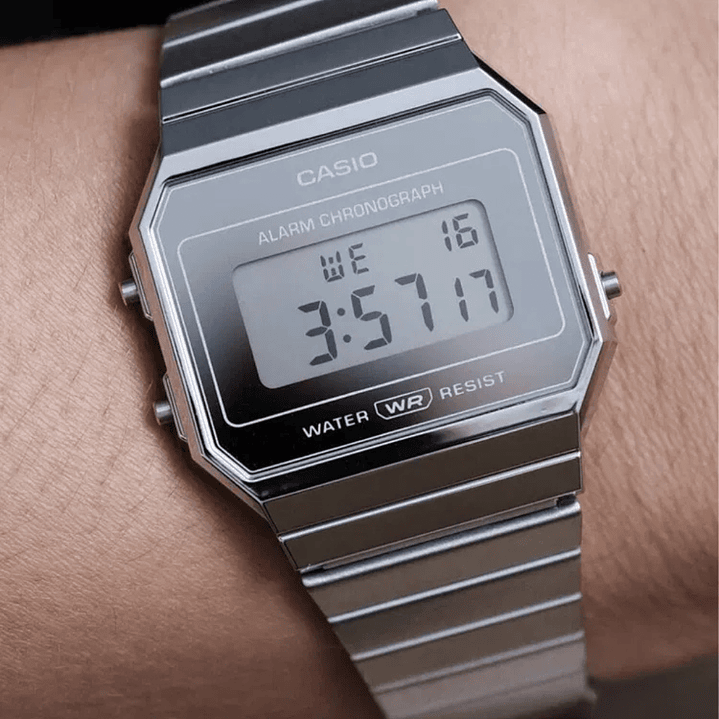 Reloj Casio vintage Modelo A-700WEV-7A 4