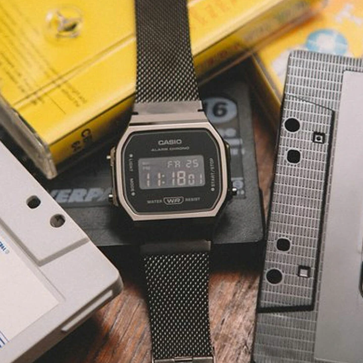 Reloj Casio vintage Modelo A-168WEMB-1B 2