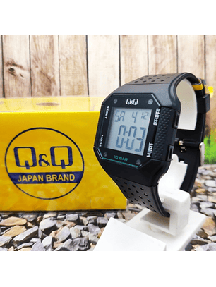 Reloj Q&Q Modelo M158J004Y