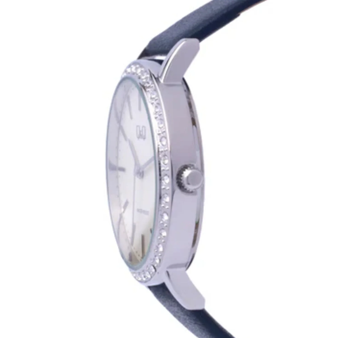 Reloj Q&Q Modelo Q33B-007PY 2