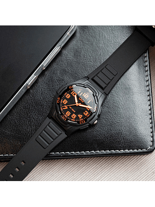 Reloj Q&Q Modelo V31A-005VY