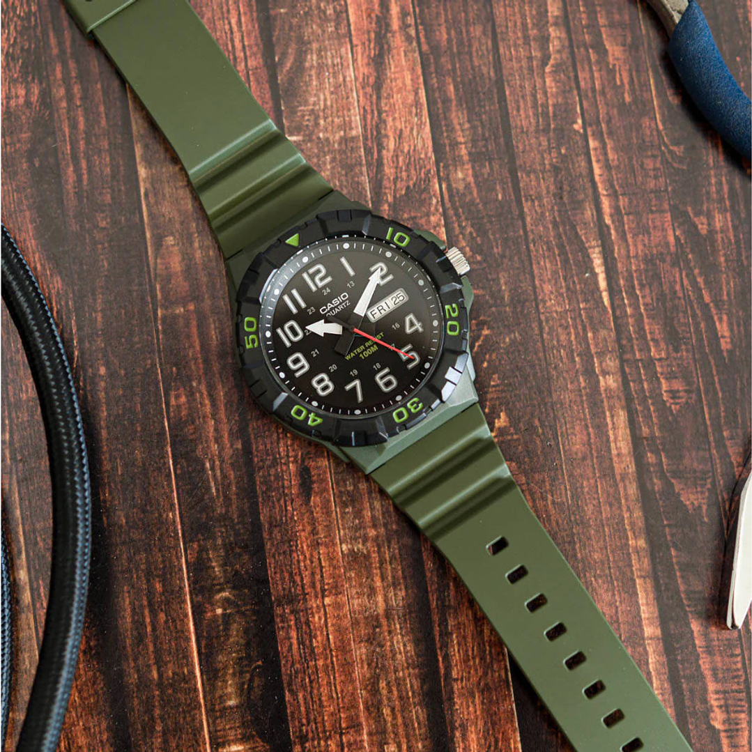 Reloj Casio hombre Modelo MRW-210H-3AV 4