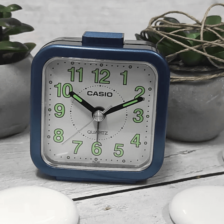 Reloj Casio Despertador TQ-141-2 2