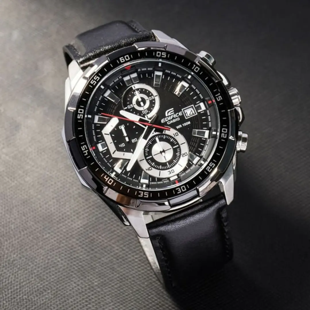 Reloj EDIFICE hombre Modelo EFR-539L-1A 2