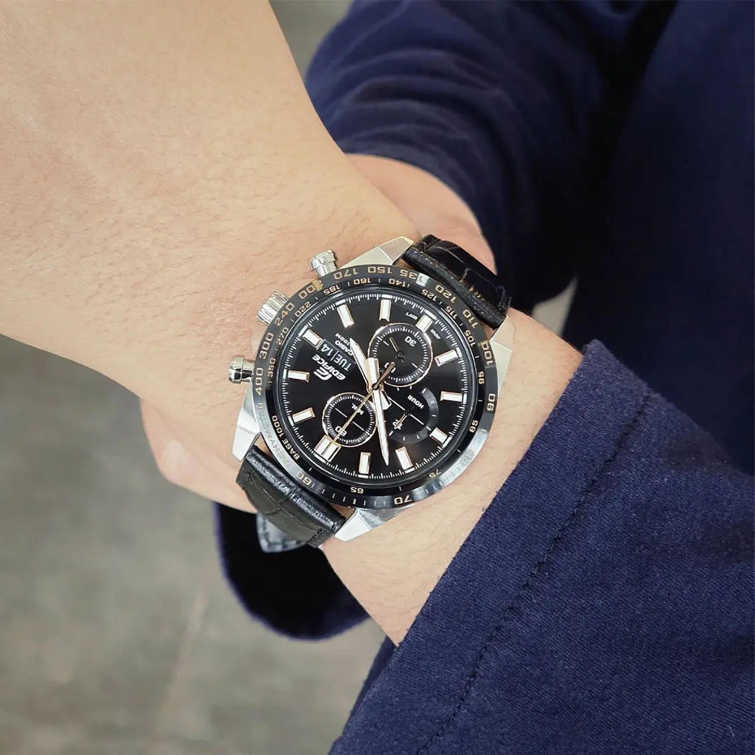 Reloj EDIFICE hombre Modelo EFR-574BL-1A 3
