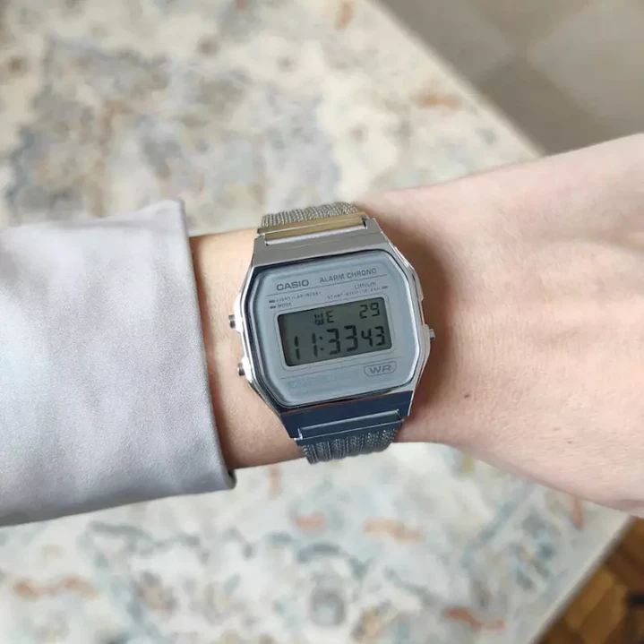 Reloj Casio vintage Modelo A-158WEM-7D 2