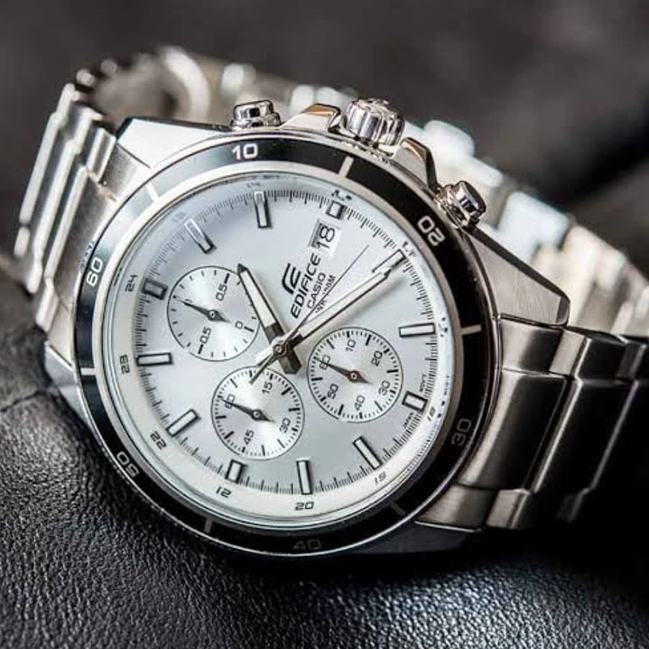 Reloj EDIFICE hombre Modelo EFR-526D-7A 2