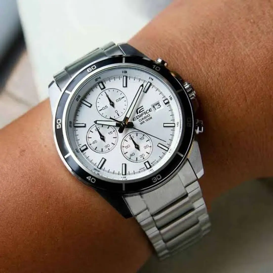 Reloj EDIFICE hombre Modelo EFR-526D-7A 3