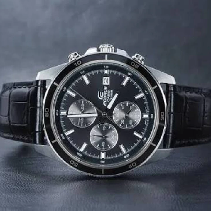 Reloj EDIFICE hombre Modelo EFR-526L-1A 3