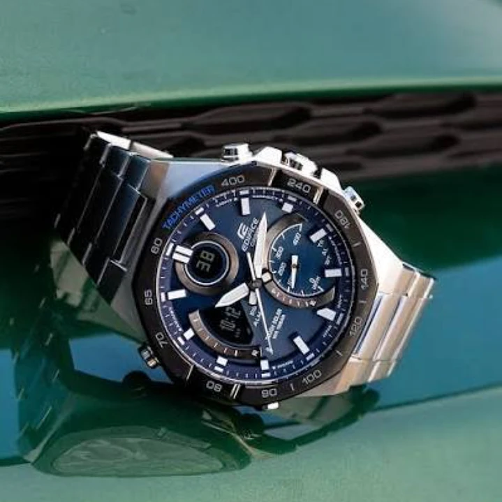 Reloj EDIFICE hombre Modelo ECB-950DB-2A 2