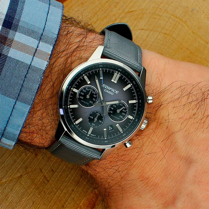 Reloj EDIFICE hombre Modelo EFR-575C-8A 4