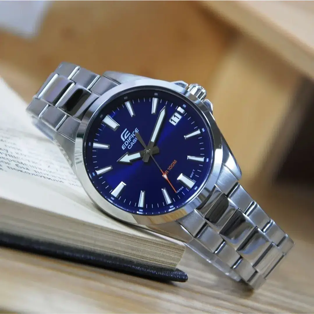 Reloj EDIFICE hombre Modelo EFV-100D-2A 3