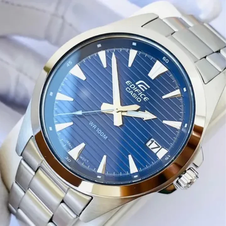 Reloj EDIFICE hombre Modelo EFV-140D-2A 3