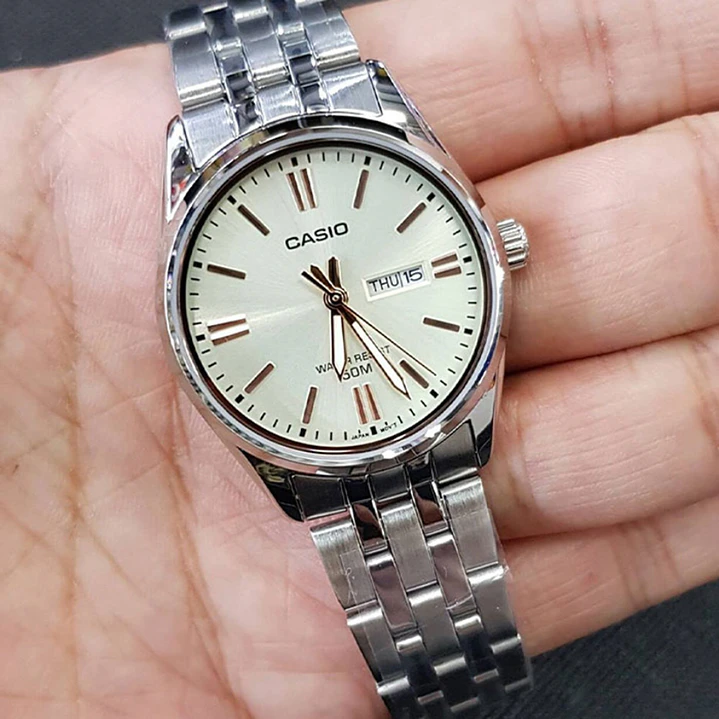 Reloj Casio mujer Modelo LTP-1335D-9AV 2