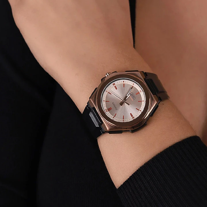 Reloj Casio mujer Modelo LWA-300HRG-5EV 3