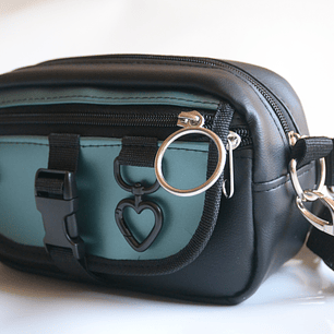 Full función cuerina negra + verde metalizado