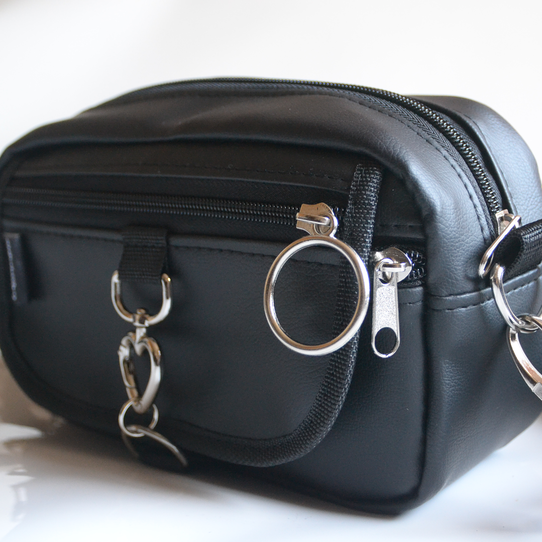 Full función cuerina negra corazón plateado 2