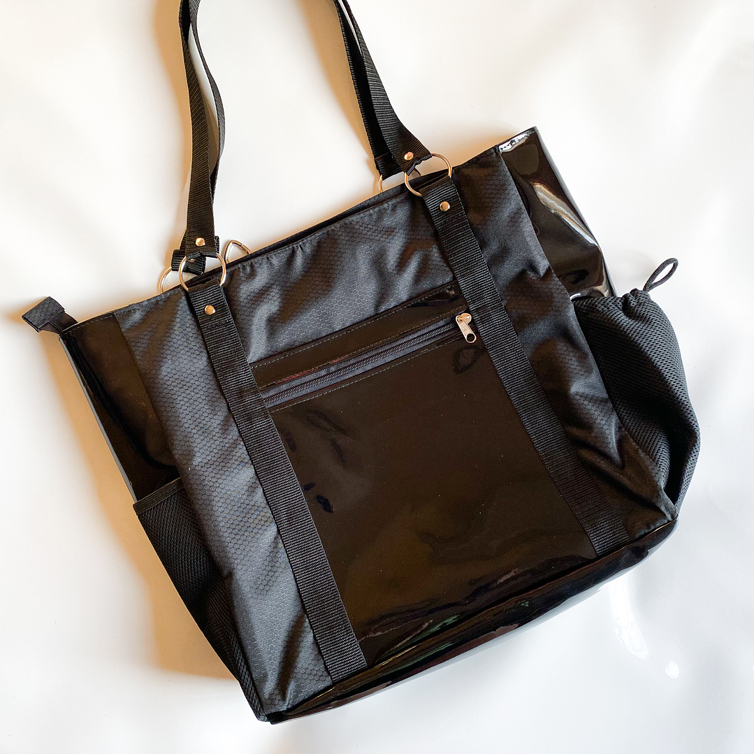 Totebag grande charol 🖤 2