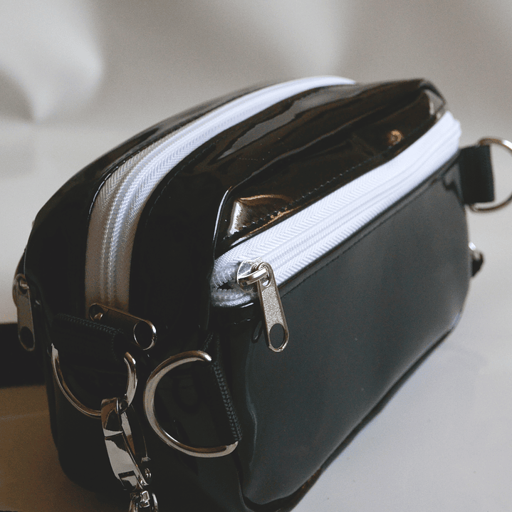 Full función charol + cierres blancos 4