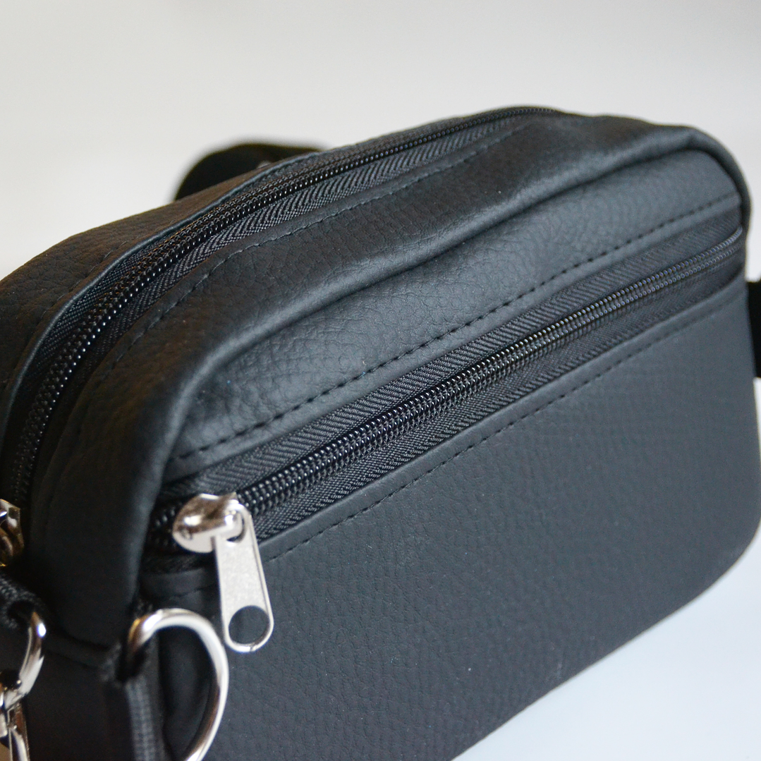 Full función cuerina negra 3