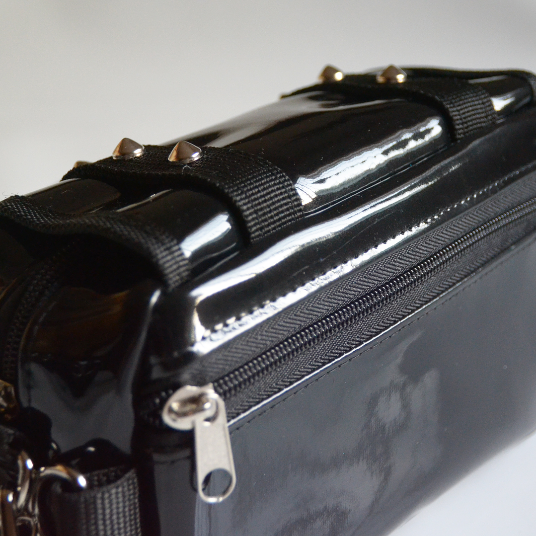 Full función charol negro 4