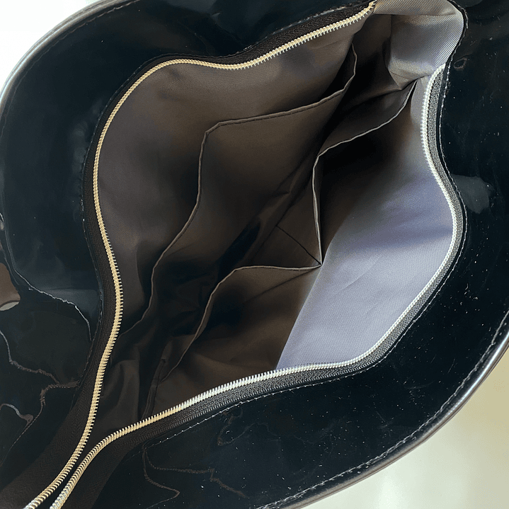 Totebag charol 🖤✨ 3