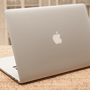 MacBook Pro i7
