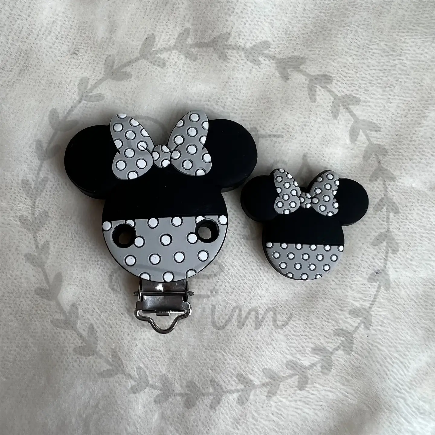 Minnie Dot 5