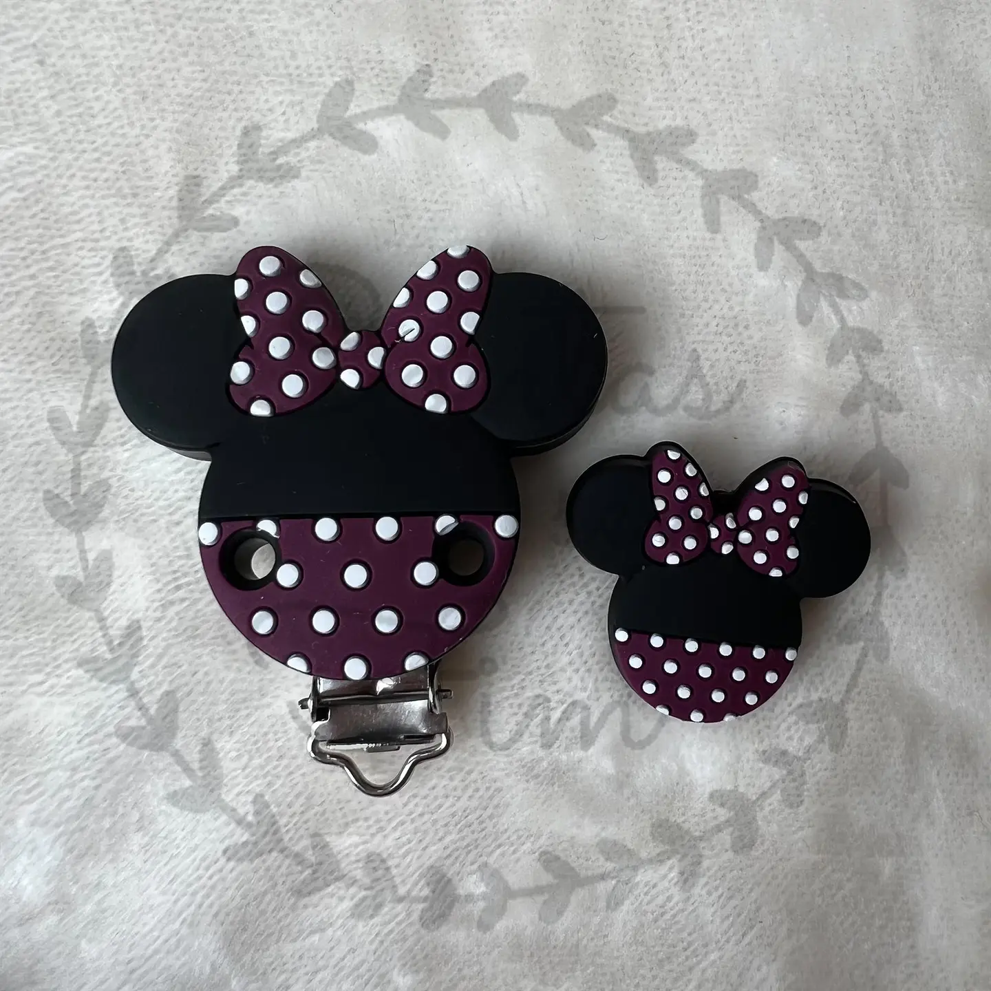Minnie Dot 6