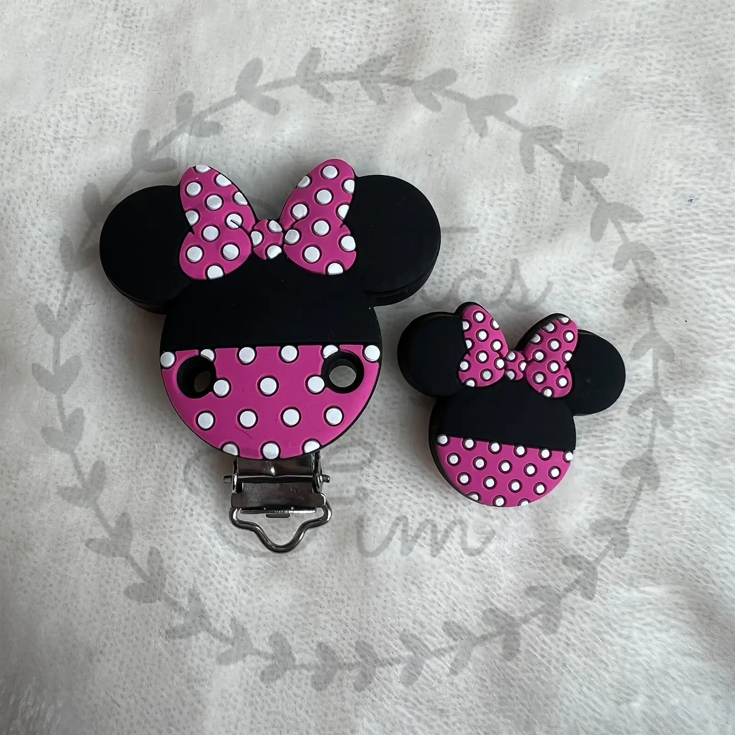 Minnie Dot 8