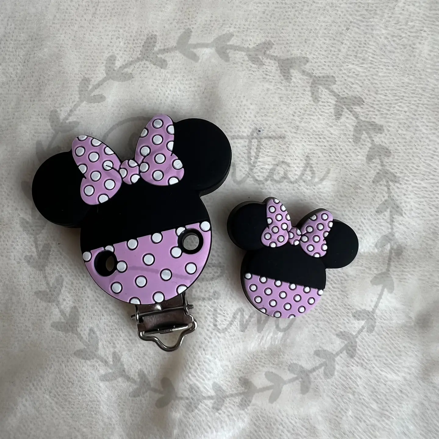 Minnie Dot 9