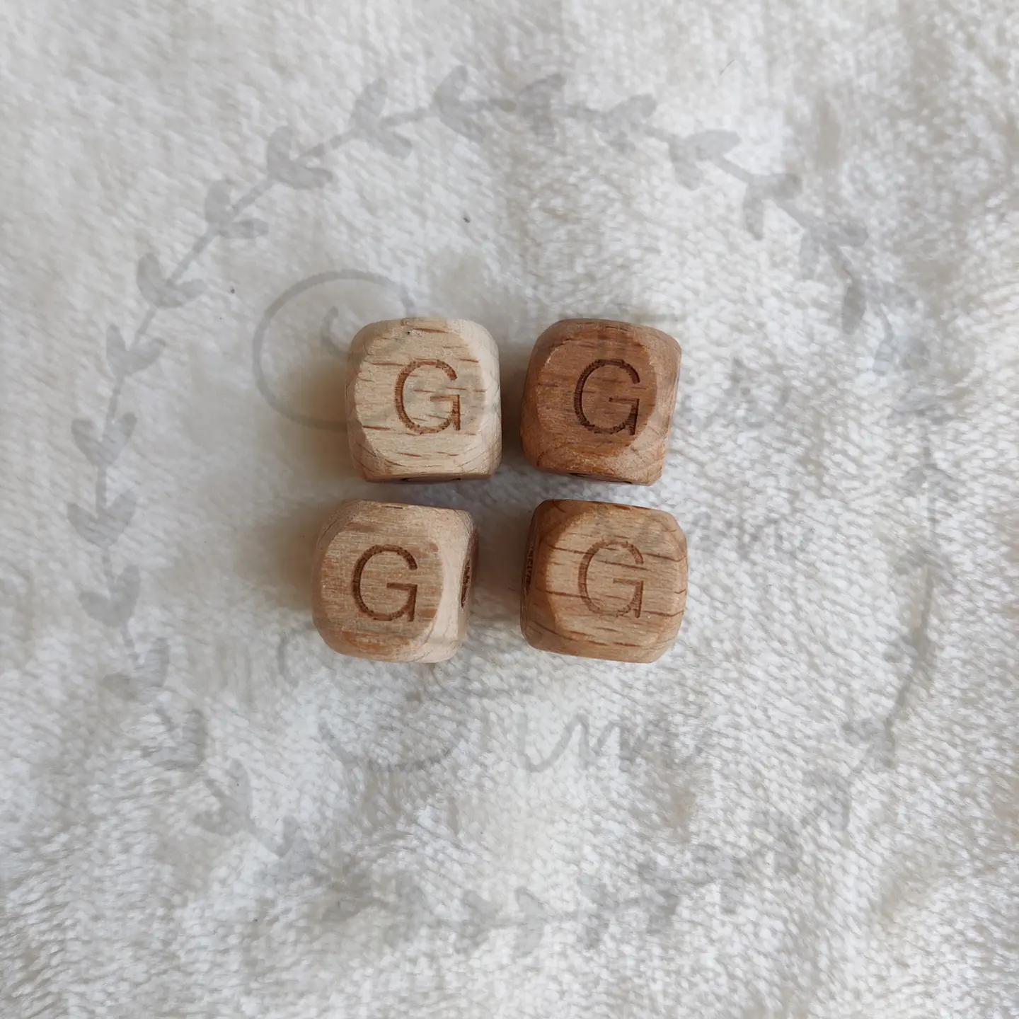 Letras de madeira 12mm  9