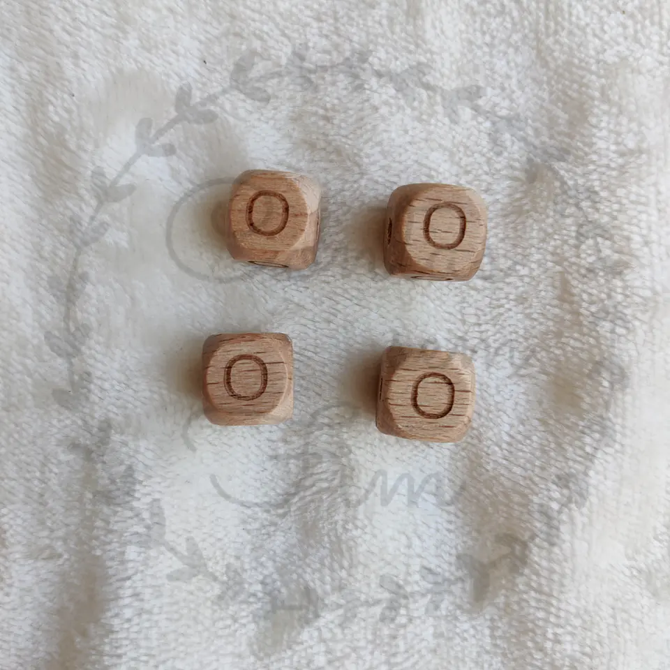 Letras de madeira 12mm  17