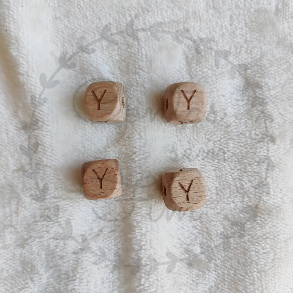 Letras de madeira 12mm  26